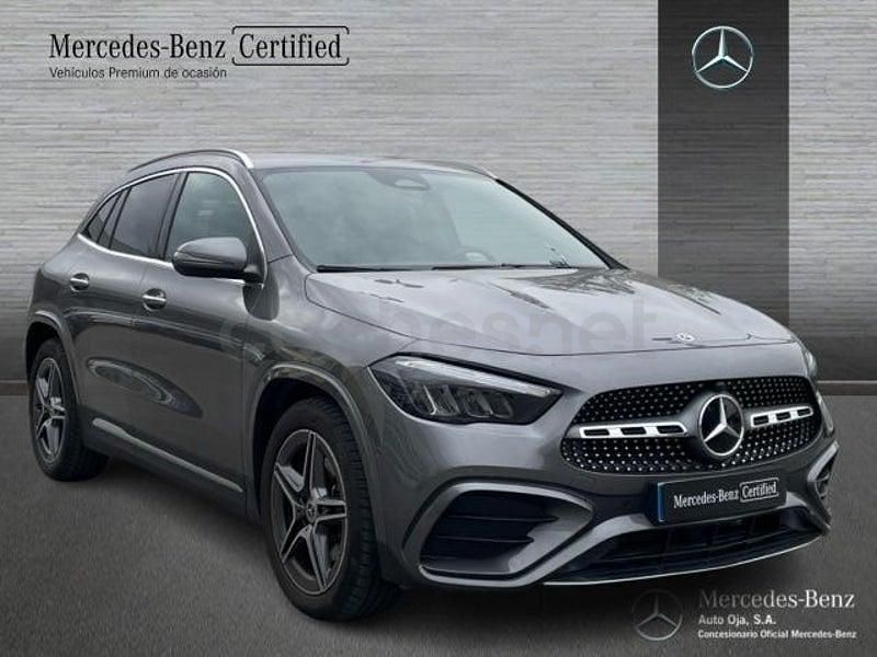 Usado Mercedes GLA200 150 CV (110 kW) 2025 Gris / plata SUV