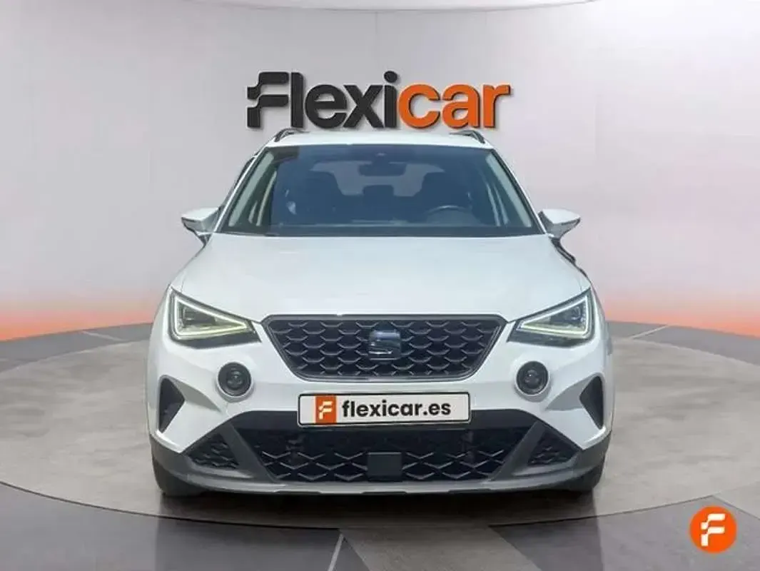 Usado Seat Arona Style 116 CV (85 kW) 2024 Blanco SUV