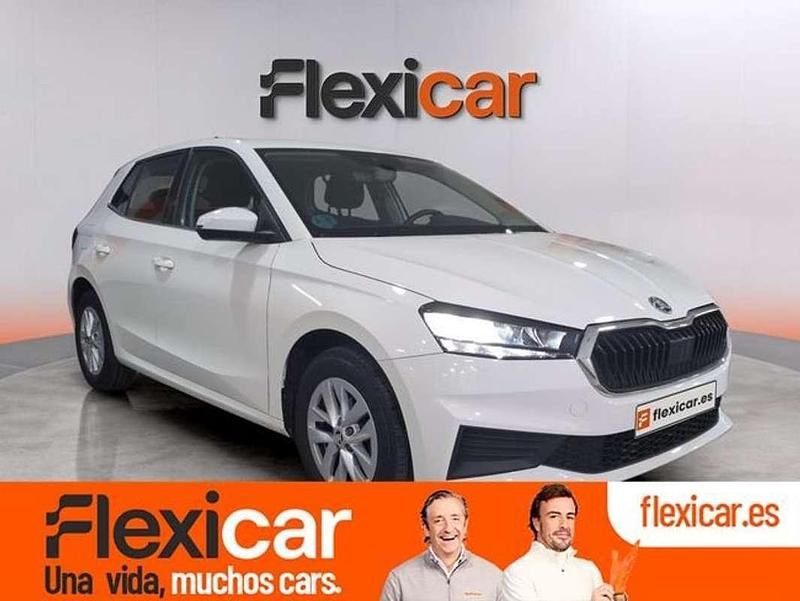 Usado Skoda Fabia Ambition 95 CV (69 kW) 2023 Blanco Utilitario