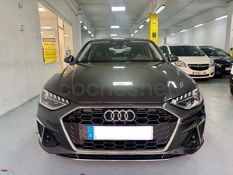 Usado Audi A4 S-Line 163 CV (119 kW) 2020 Gris / plata Familiar