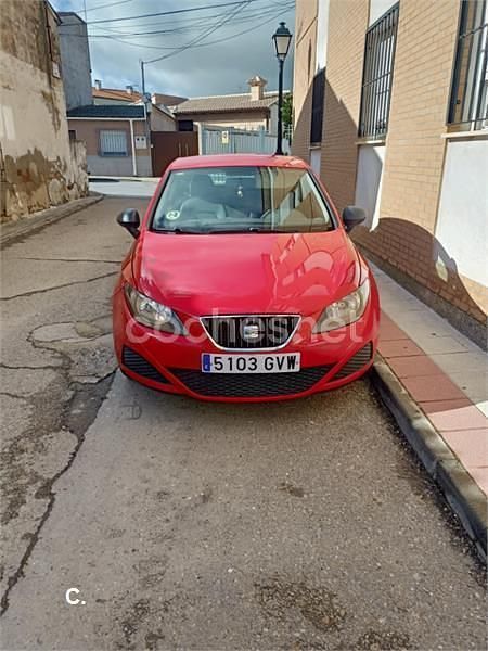 Usado Seat Ibiza SC Style 105 CV (77 kW) 2010 Rojo Utilitario