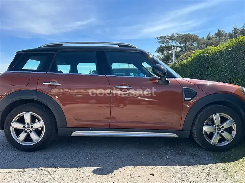 Usado Mini Cooper Countryman 136 CV (100 kW) 2017 Marrón SUV