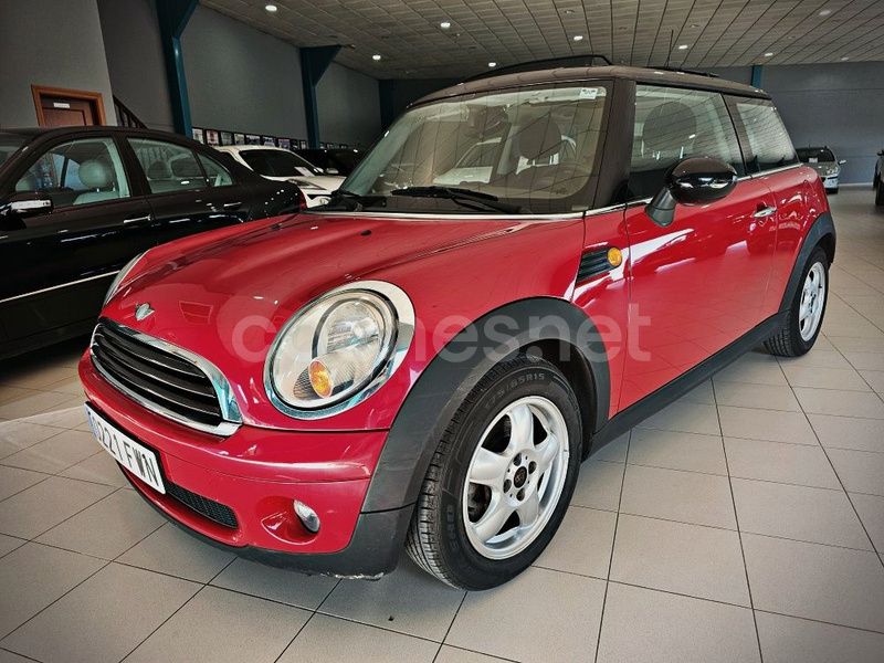 Rojo Usado 2007 Mini ONE Utilitario | 6500 € (Un poco caro) - Imagen 1/4