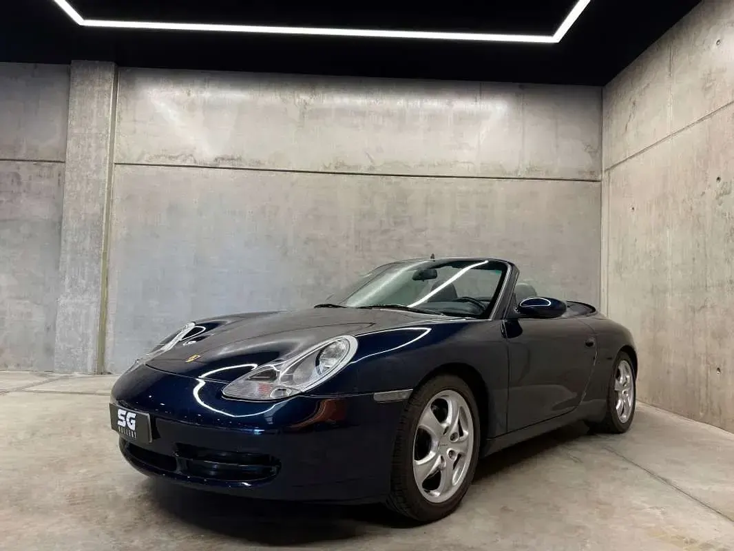 Usado Porsche 996 300 CV (220 kW) 1998 Azul Descapotable