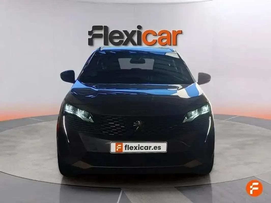 Usado Peugeot 5008 GT 131 CV (96 kW) 2024 Gris SUV