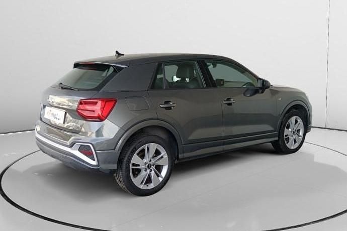 Usado Audi Q2 S-Line 150 CV (110 kW) 2022 Negro SUV