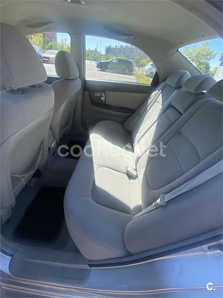 Gris / plata Usado 2006 Kia Cerato EX Berlina | 2600 € - Imagen 1/4
