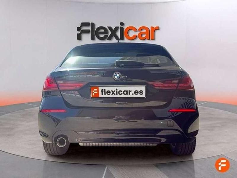 Usado BMW 118 140 CV (102 kW) 2020 Negro Utilitario
