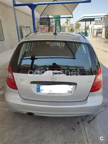 Usado Mercedes A160 82 CV (60 kW) 2011 Gris / plata Monovolumen