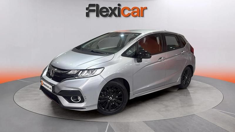 Usado Honda Jazz Dynamic 130 CV (95 kW) 2019 Gris Utilitario