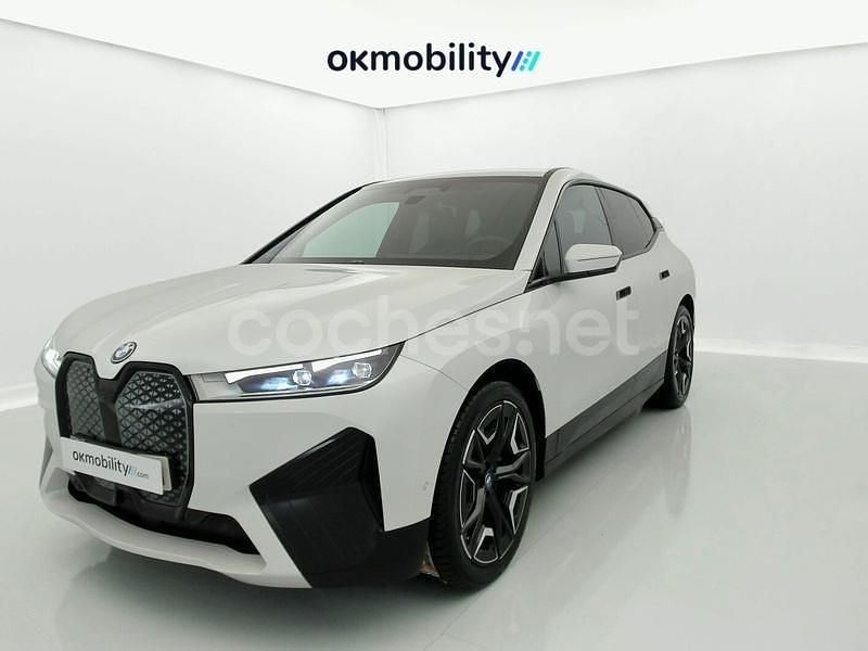 Eléctrico Usado 2023 BMW iX SUV | 56.900 € (Precio justo) - Imagen 1/4