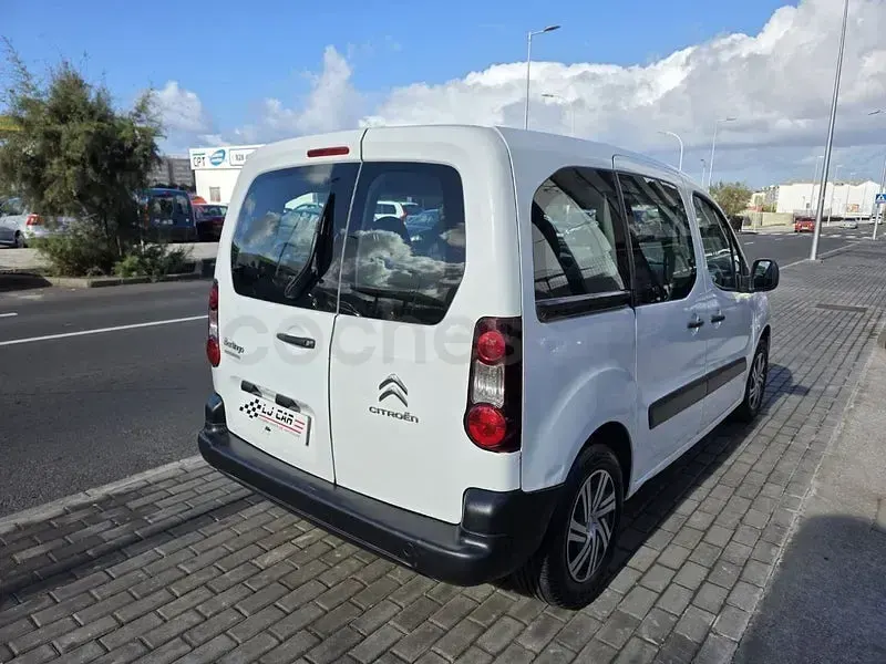 Usado Citroën Berlingo Seduction 75 CV (55 kW) 2014 Blanco Monovolumen