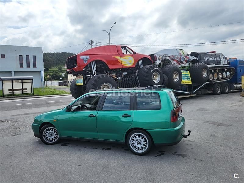 Usado Seat Cordoba 100 CV (73 kW) 1998 Verde Familiar