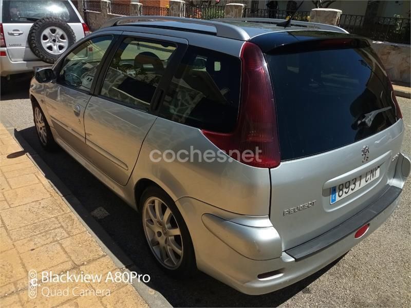 Gris / plata Usado 2003 Peugeot 206 Familiar | 1700 € (Precio justo) - Imagen 1/4
