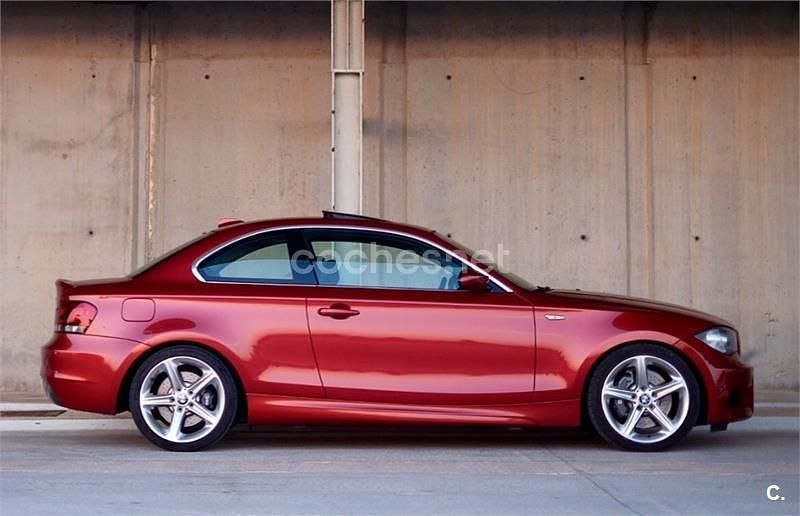 Granate Usado 2008 BMW 135 Coupé Performance Coupe | 19.900 € - Imagen 1/4