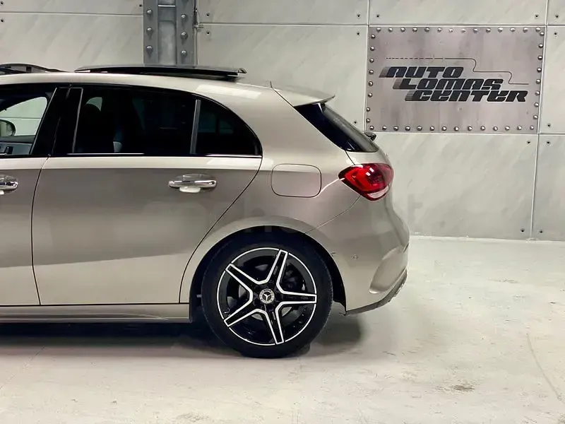Usado Mercedes A220 190 CV (139 kW) 2020 Beige Berlina