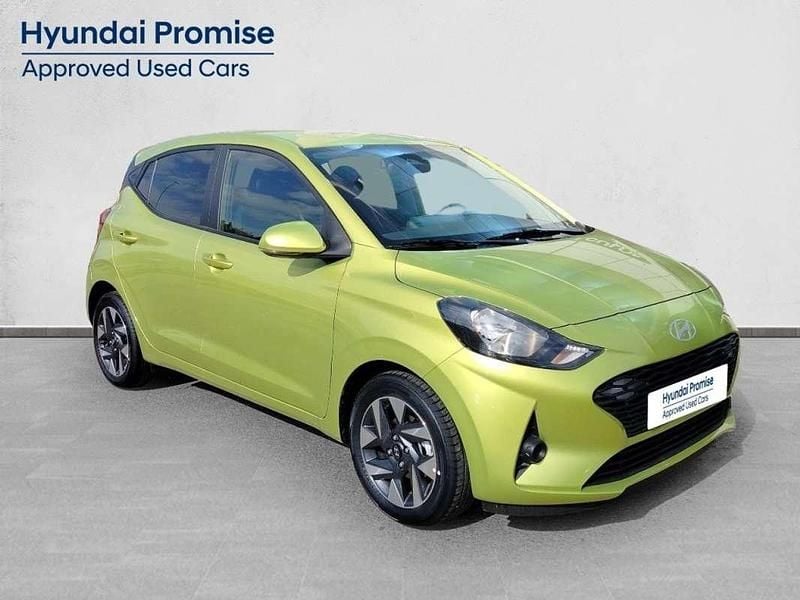 Nuevo Hyundai i10 64 CV (47 kW) 2025 Amarillo Utilitario