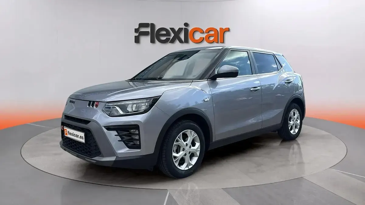 Usado SsangYong Tivoli 135 CV (99 kW) 2024 Gris SUV