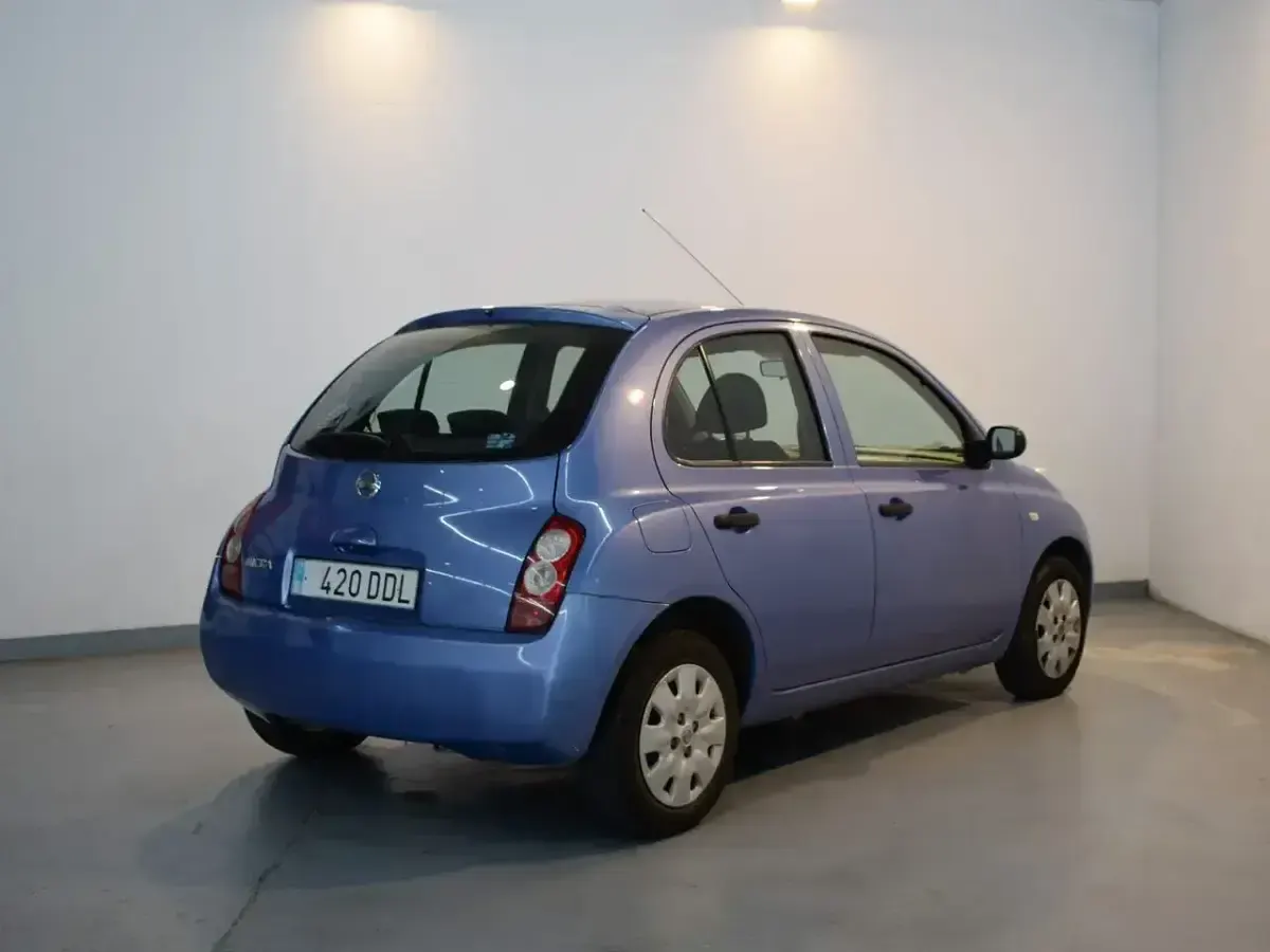 Käytetty Nissan Micra 80 HP (58 kW) 2004 Sininen Viistoperä