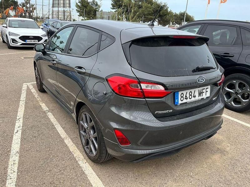Usado Ford Fiesta ST-Line 125 CV (91 kW) 2023 Gris Utilitario