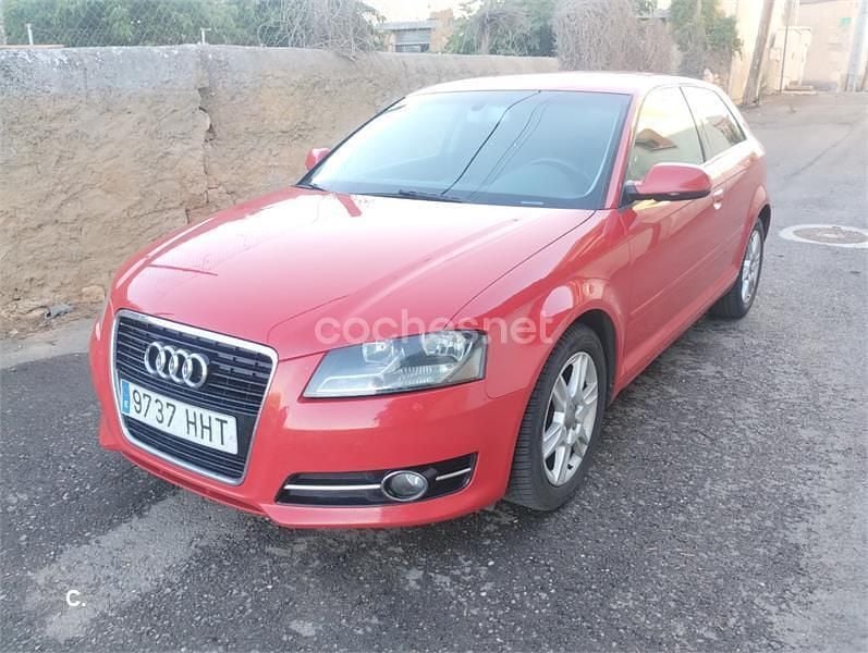 Rojo Usado 2012 Audi A3 Ambition Berlina | 5900 € (Precio justo) - Imagen 1/4