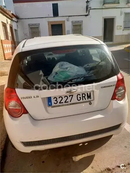Usado Chevrolet Aveo LS 84 CV (61 kW) 2009 Blanco Berlina