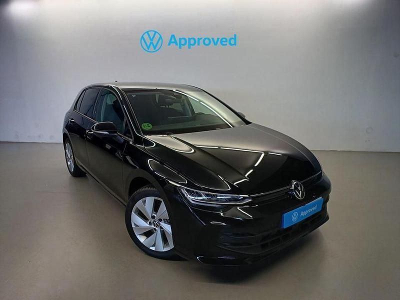 Negro Usado 2024 VW Golf Berlina | 28.200 € (Caro) - Imagen 1/4