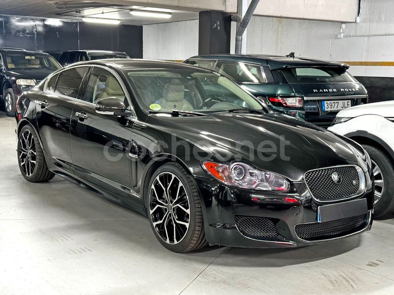 Negro Usado 2010 Jaguar XF Premium Luxury Berlina | 14.990 € - Imagen 1/4