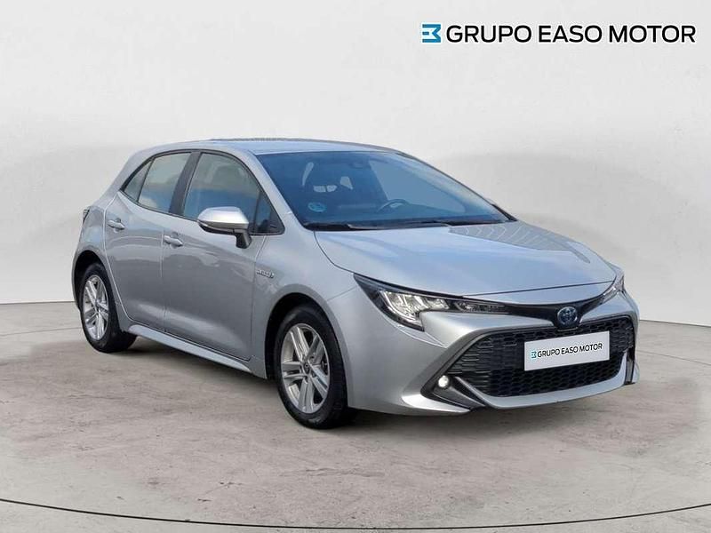 Usado Toyota Corolla Active 122 CV (89 kW) 2022 Plateado Utilitario
