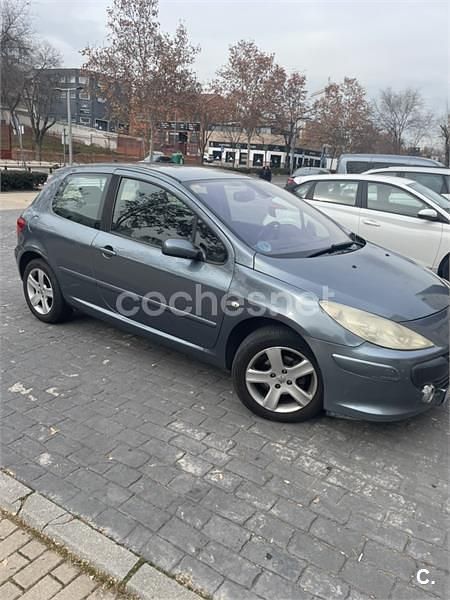 Gris / plata Usado 2006 Peugeot 307 Berlina | 2200 € (Super precio) - Imagen 1/4