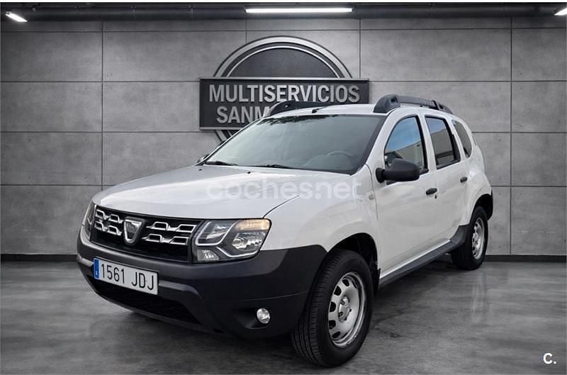 Usado Dacia Duster Ambiance 105 CV (77 kW) 2015 Blanco SUV