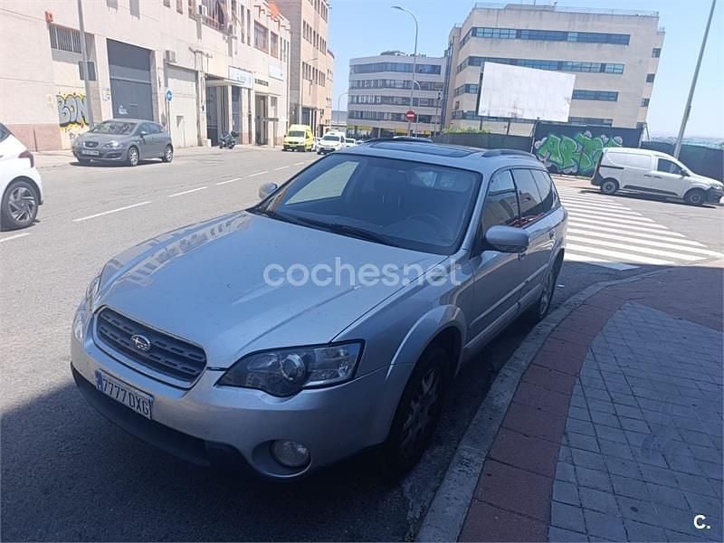 Usado Subaru Legacy 165 CV (121 kW) 2006 Gris / plata Familiar