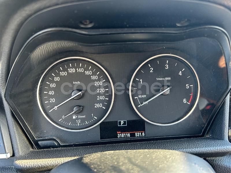 Usado BMW 218 Active Tourer 150 CV (110 kW) 2014 Gris / plata Monovolumen
