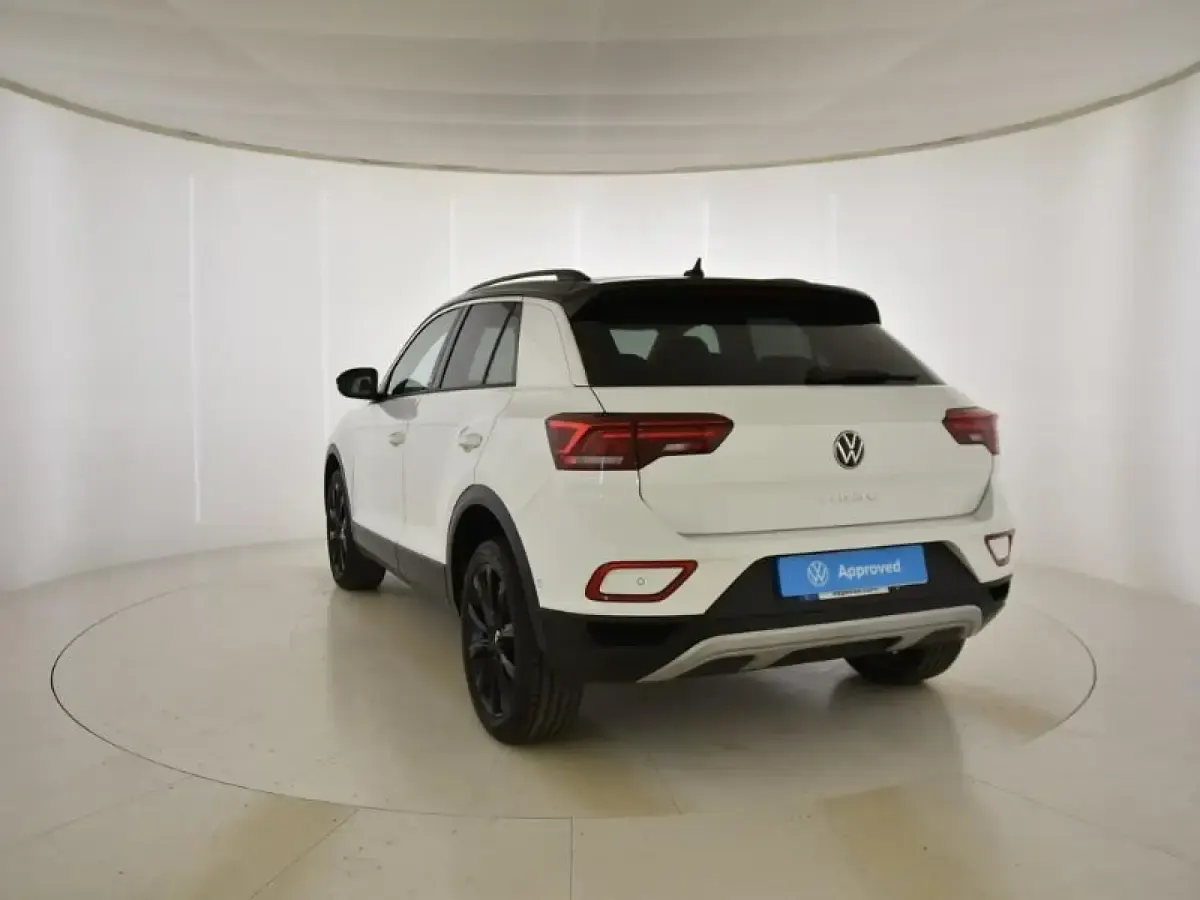 Usado VW T-Roc 110 CV (80 kW) 2023 Blanco SUV