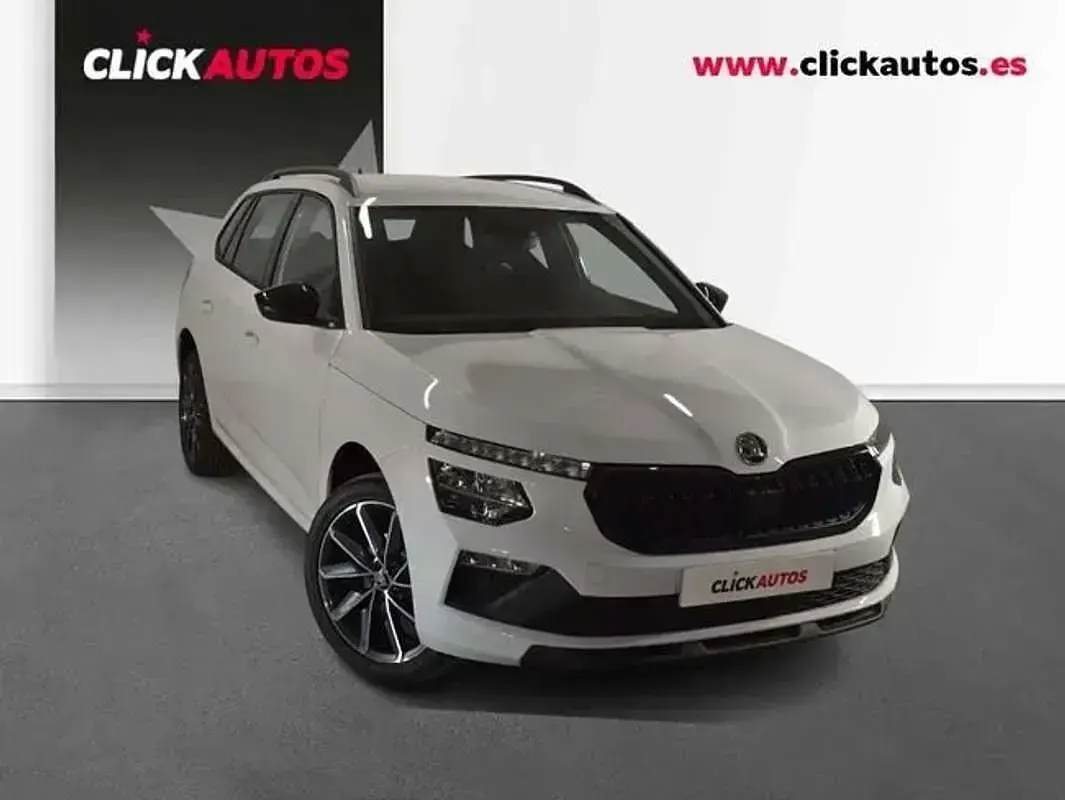 Usado Skoda Kamiq Sport 116 HP (85 kW) 2025 Branco SUV