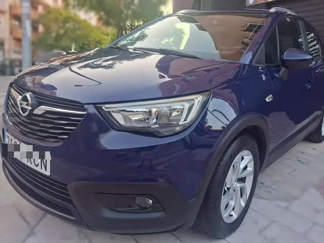 Usado Opel Crossland X Selective 82 CV (60 kW) 2017 Azul SUV