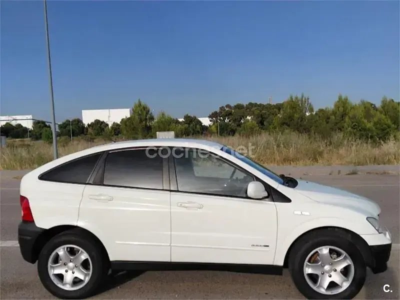 Usado SsangYong Actyon Limited 141 CV (103 kW) 2007 Blanco SUV