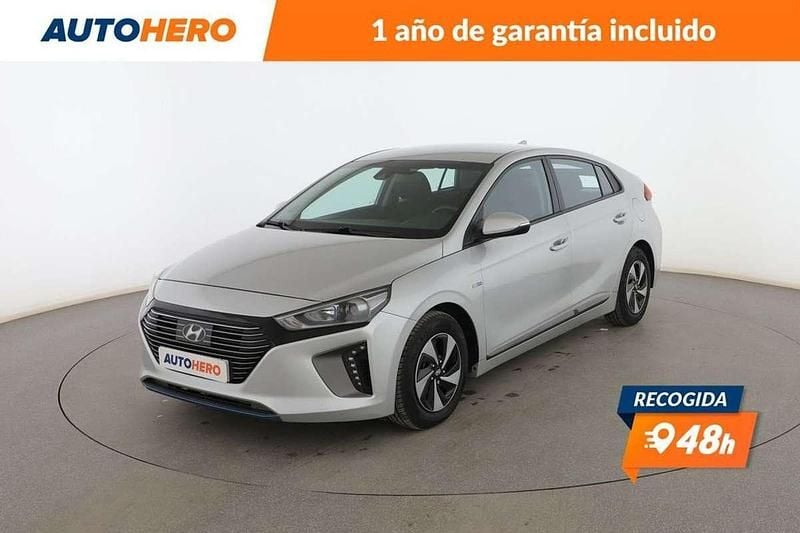 Gris / plata Usado 2016 Hyundai Ioniq Berlina | 14.999 € (Precio justo) - Imagen 1/3