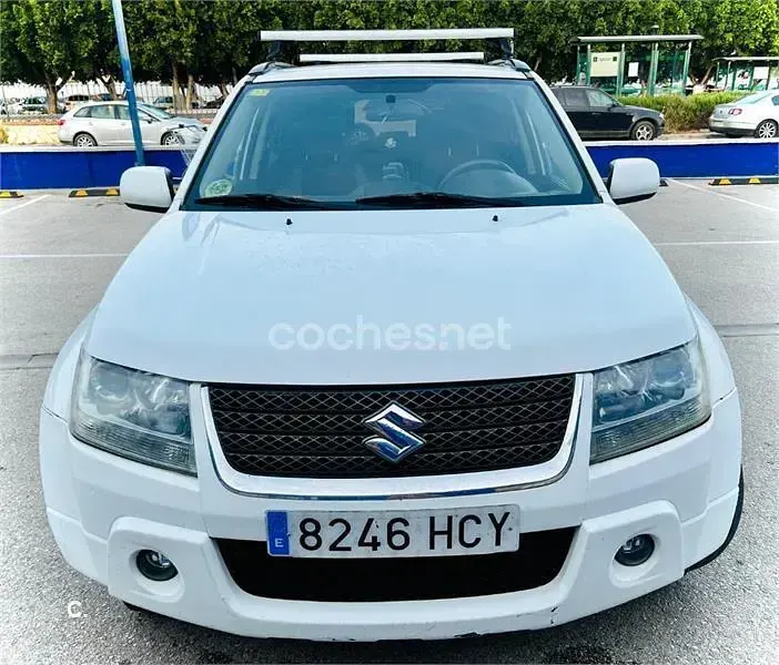 Usado Suzuki Grand Vitara 129 CV (94 kW) 2011 Blanco SUV