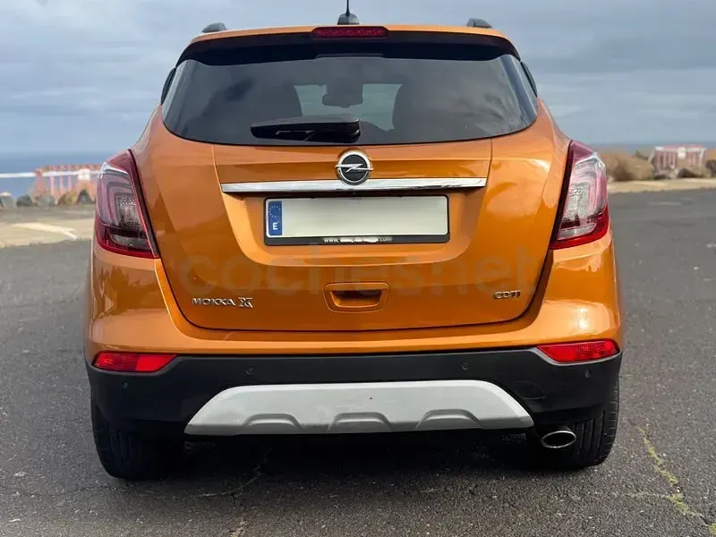 Usado Opel Mokka X Selective 136 CV (100 kW) 2016 Naranja SUV