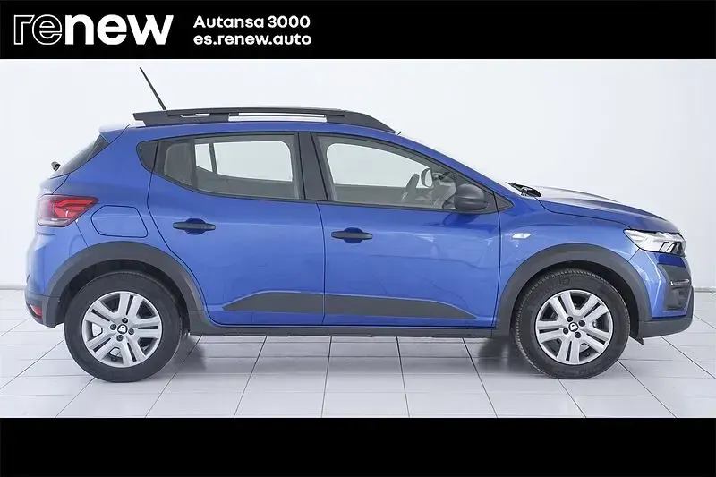 Usado Dacia Sandero Essentiel 100 CV (73 kW) 2021 Azul Berlina