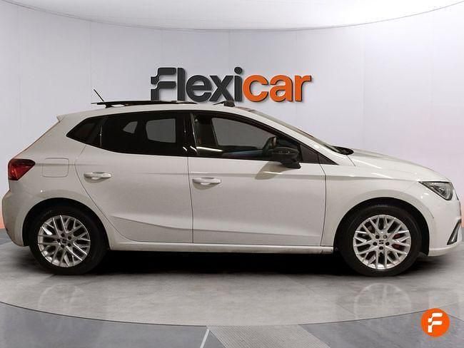 Usado Seat Ibiza FR 110 CV (80 kW) 2022 Blanco Utilitario