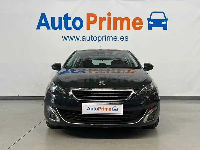 Usado Peugeot 308 Allure 131 CV (96 kW) 2014 Gris Utilitario