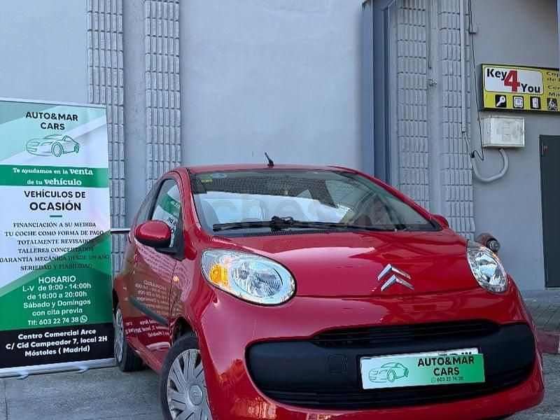Usado Citroën C1 68 CV (50 kW) 2007 Rojo Utilitario