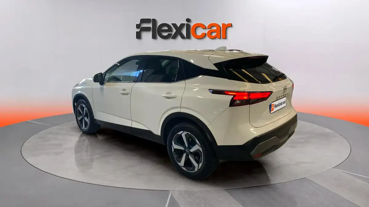 Usado Nissan Qashqai N-Connecta 158 CV (116 kW) 2023 Blanco SUV