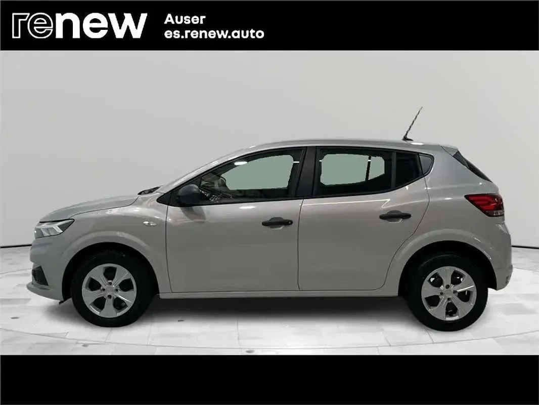Usado Dacia Sandero Expression 101 CV (74 kW) 2024 Gris Utilitario