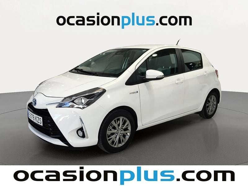 Blanco Usado 2019 Toyota Yaris Hybrid Active Utilitario | 16.355 € (Precio justo) - Imagen 1/4