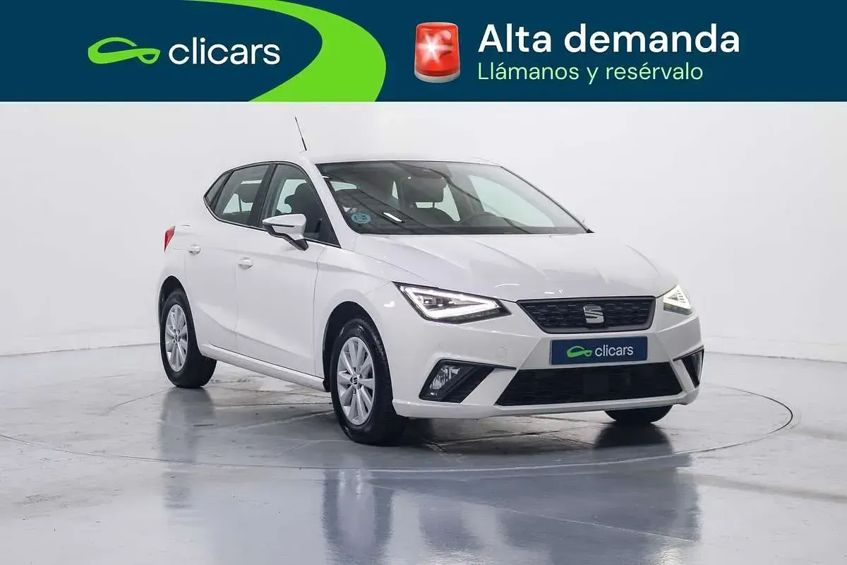 Usado Seat Ibiza Style 80 CV (58 kW) 2022 Blanco Utilitario