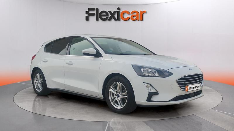 Usado Ford Focus Trend 120 CV (88 kW) 2021 Blanco Utilitario