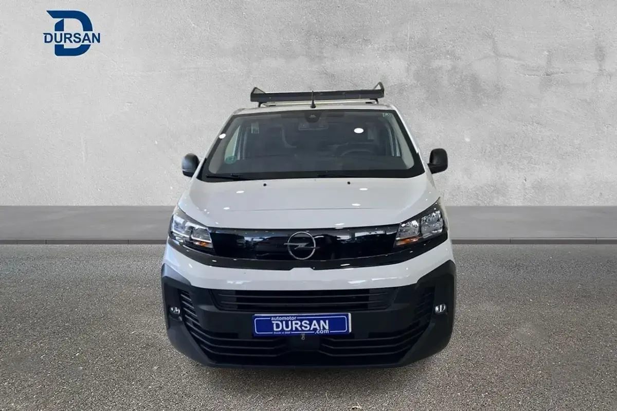 Usado Opel Vivaro 120 CV (88 kW) 2024 Blanco Monovolumen
